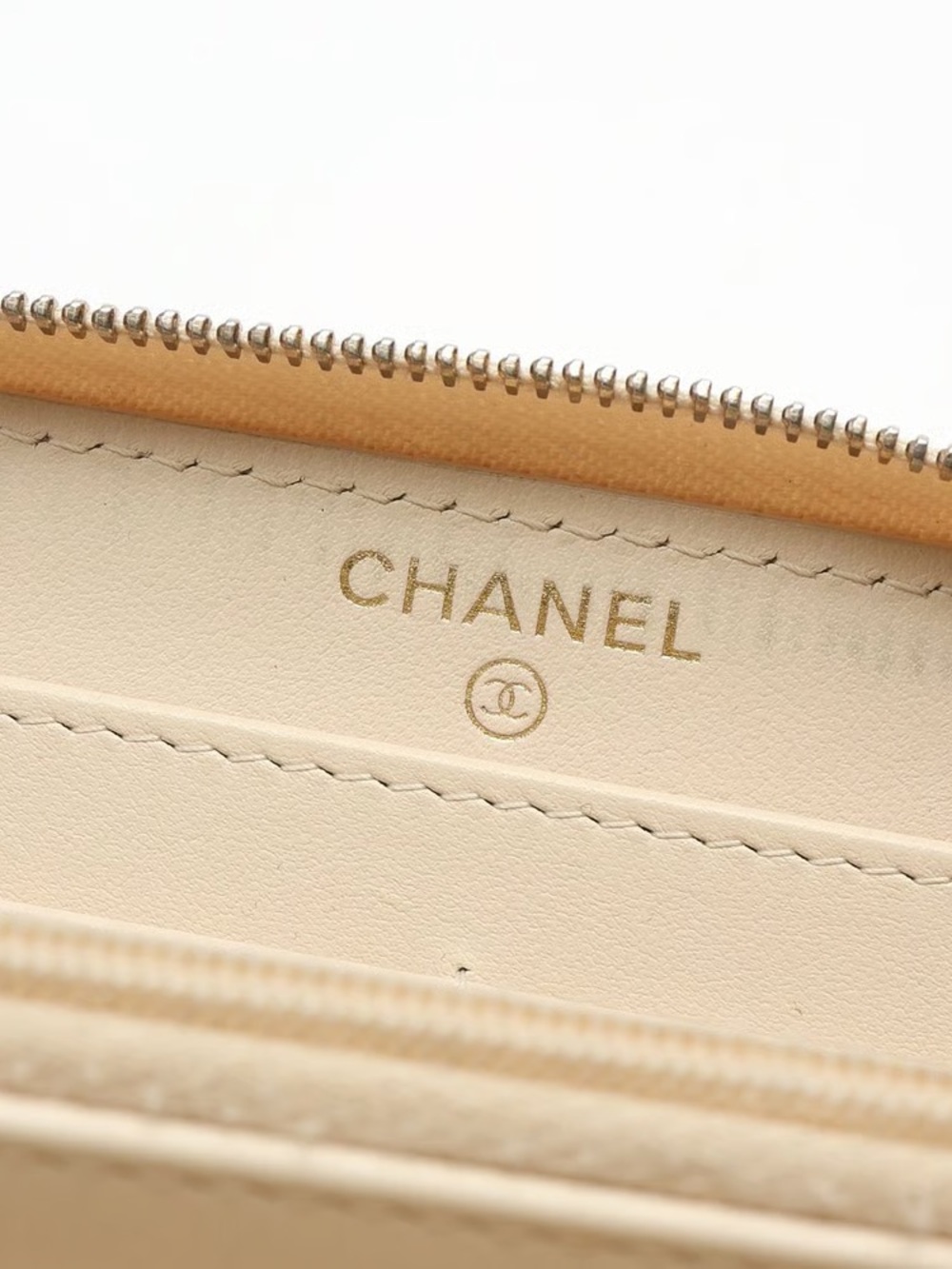 Chanel Coco Mark Caviar Long Wallet in Beige - Picture 7 of 9